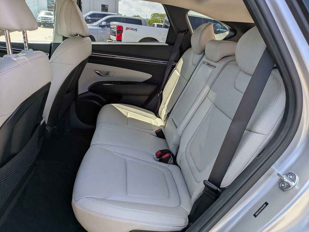 Used 2023 Hyundai Tucson Limited image 14
