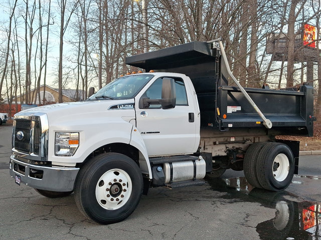 Certified 2022 Ford F750 2WD Regular Cab Super Duty image 11