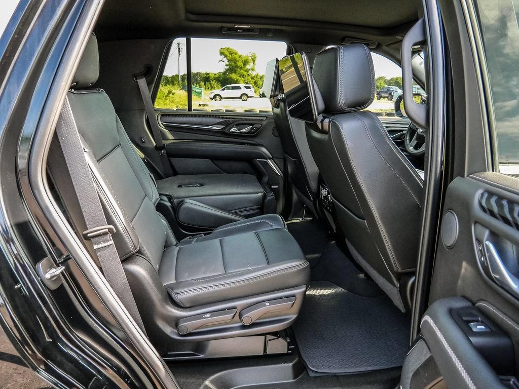 Used 2024 GMC Yukon Denali w/ Advanced Technology Package AWD/4WD image 47