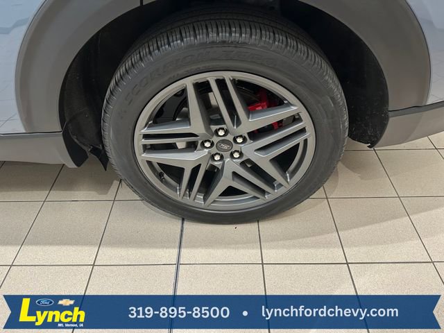 Certified 2025 Ford Explorer ST AWD/4WD image 34