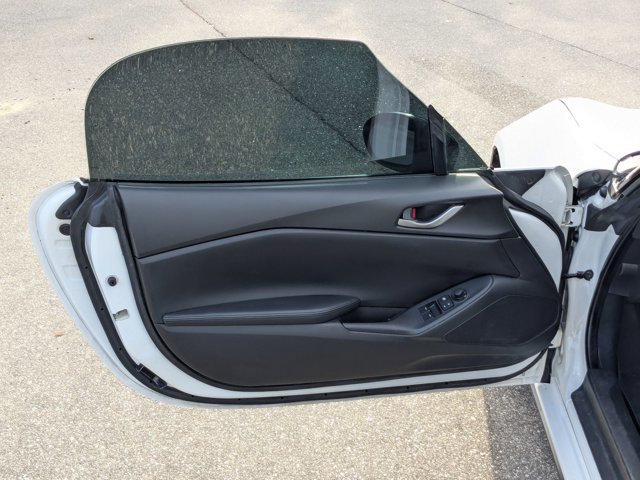 Used 2021 MAZDA MX-5 Miata Sport image 14