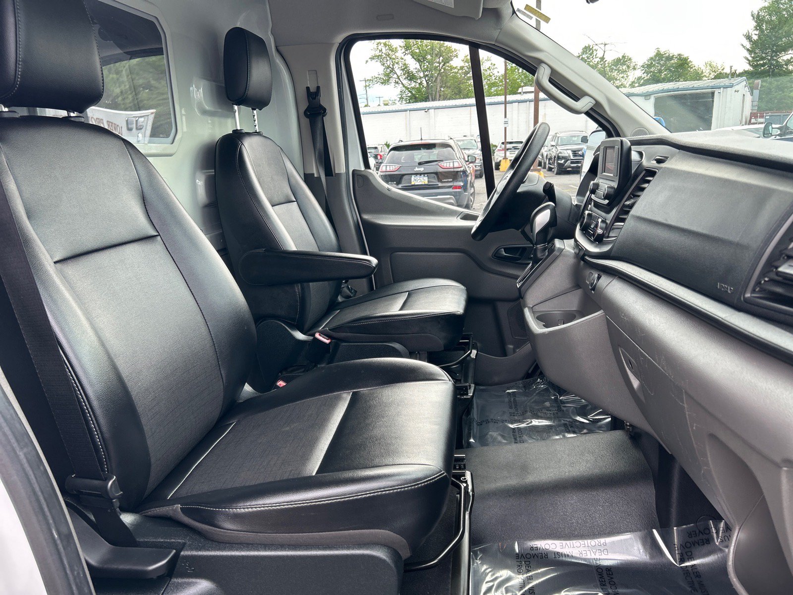 Certified 2020 Ford Transit 150 Low Roof RWD image 13