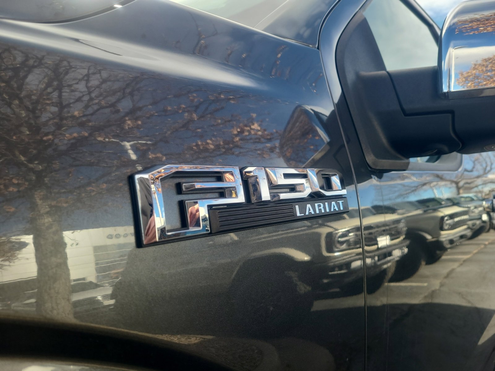 Certified 2020 Ford F150 Lariat w/ Equipment Group 502A Luxury image 24