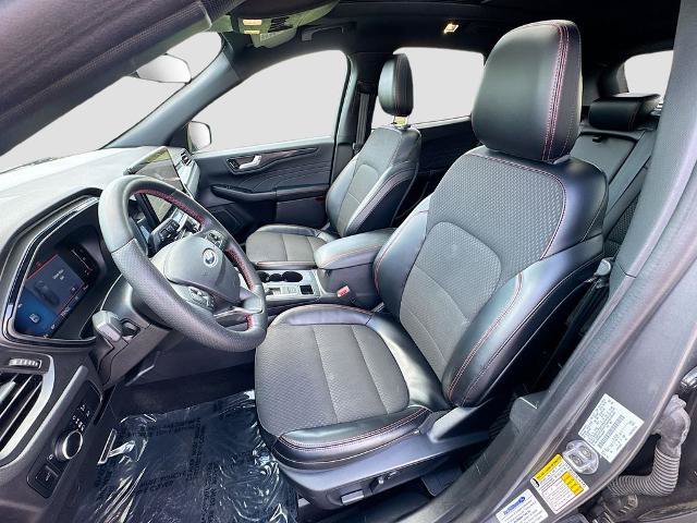 Certified 2024 Ford Escape ST-Line w/ Tech Pack #1 AWD/4WD image 18