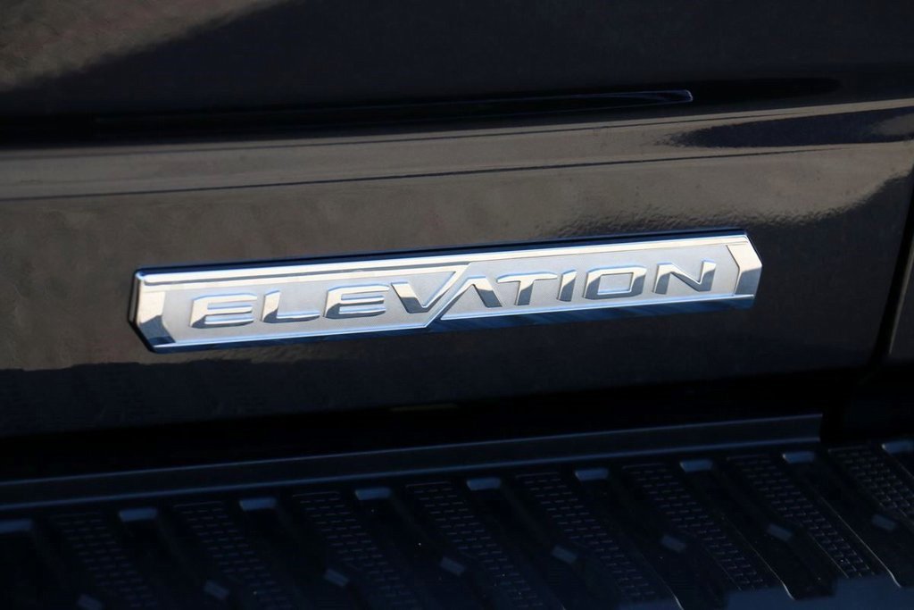 Used 2024 GMC Sierra 1500 Elevation image 8