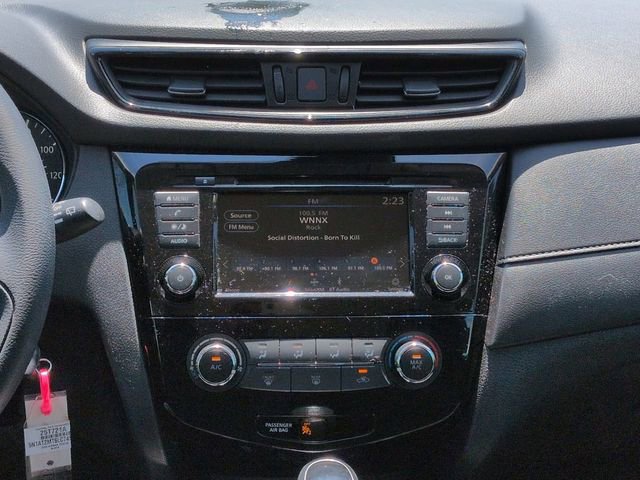 Used 2020 Nissan Rogue S FWD image 21