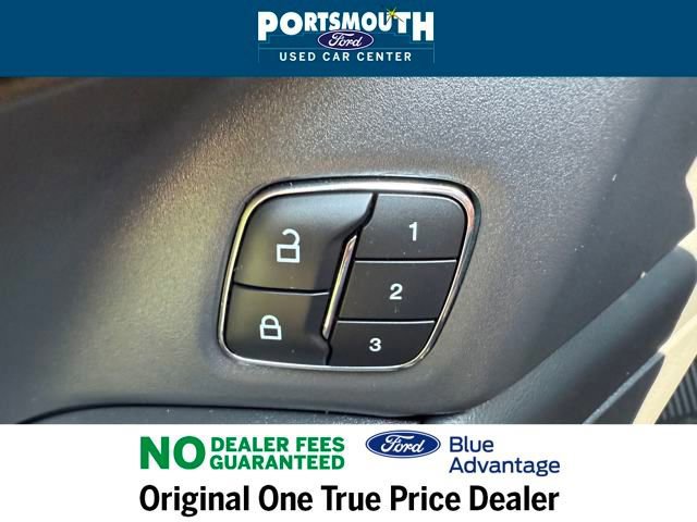 Certified 2024 Ford Expedition Platinum image 32