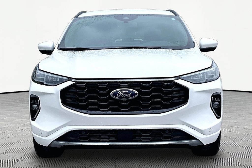 Certified 2023 Ford Escape ST-Line Elite AWD/4WD image 3