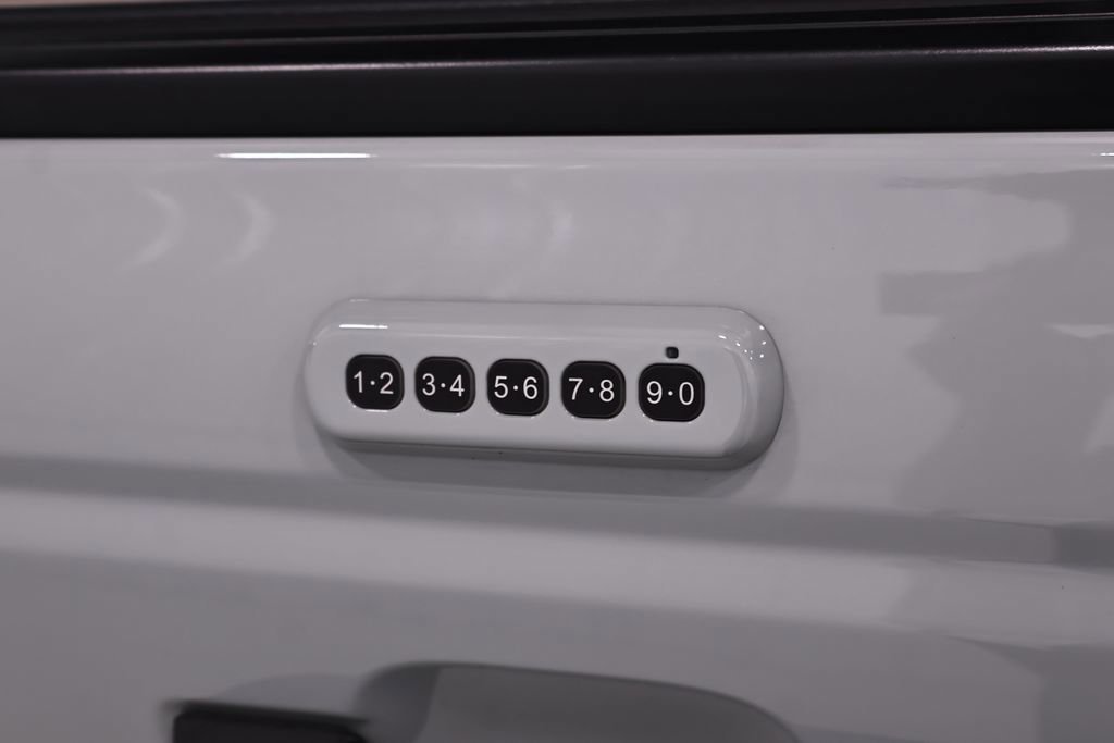 Certified 2023 Ford Bronco Wildtrak AWD/4WD image 15