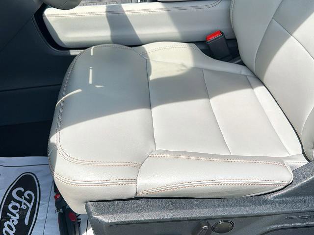 Certified 2025 Ford Expedition Active AWD/4WD image 22