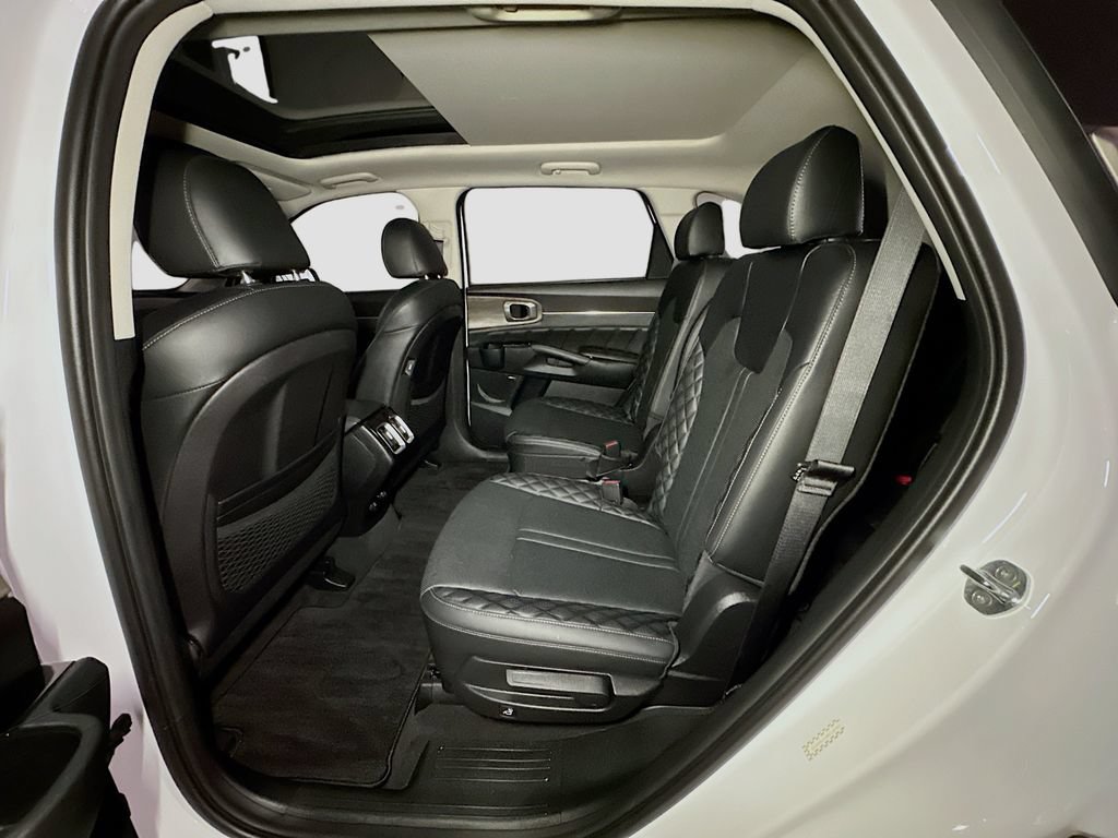 Used 2022 Kia Sorento SX Prestige AWD/4WD image 32