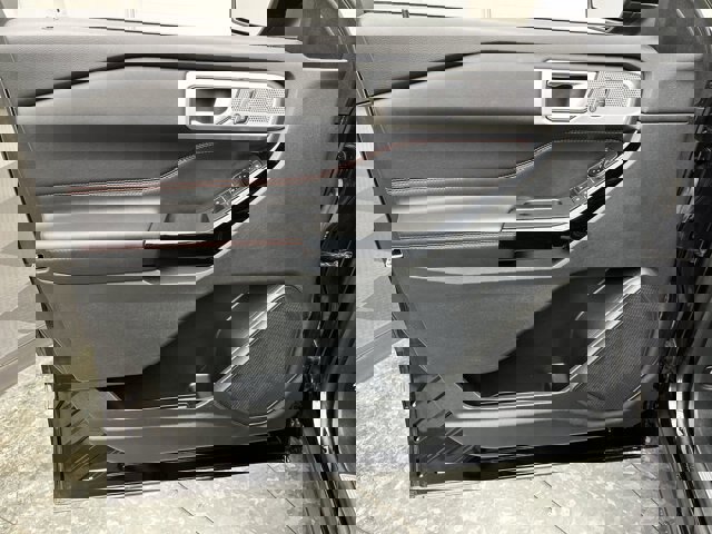 Certified 2023 Ford Explorer ST-Line w/ Class IV Trailer Tow Package image 12