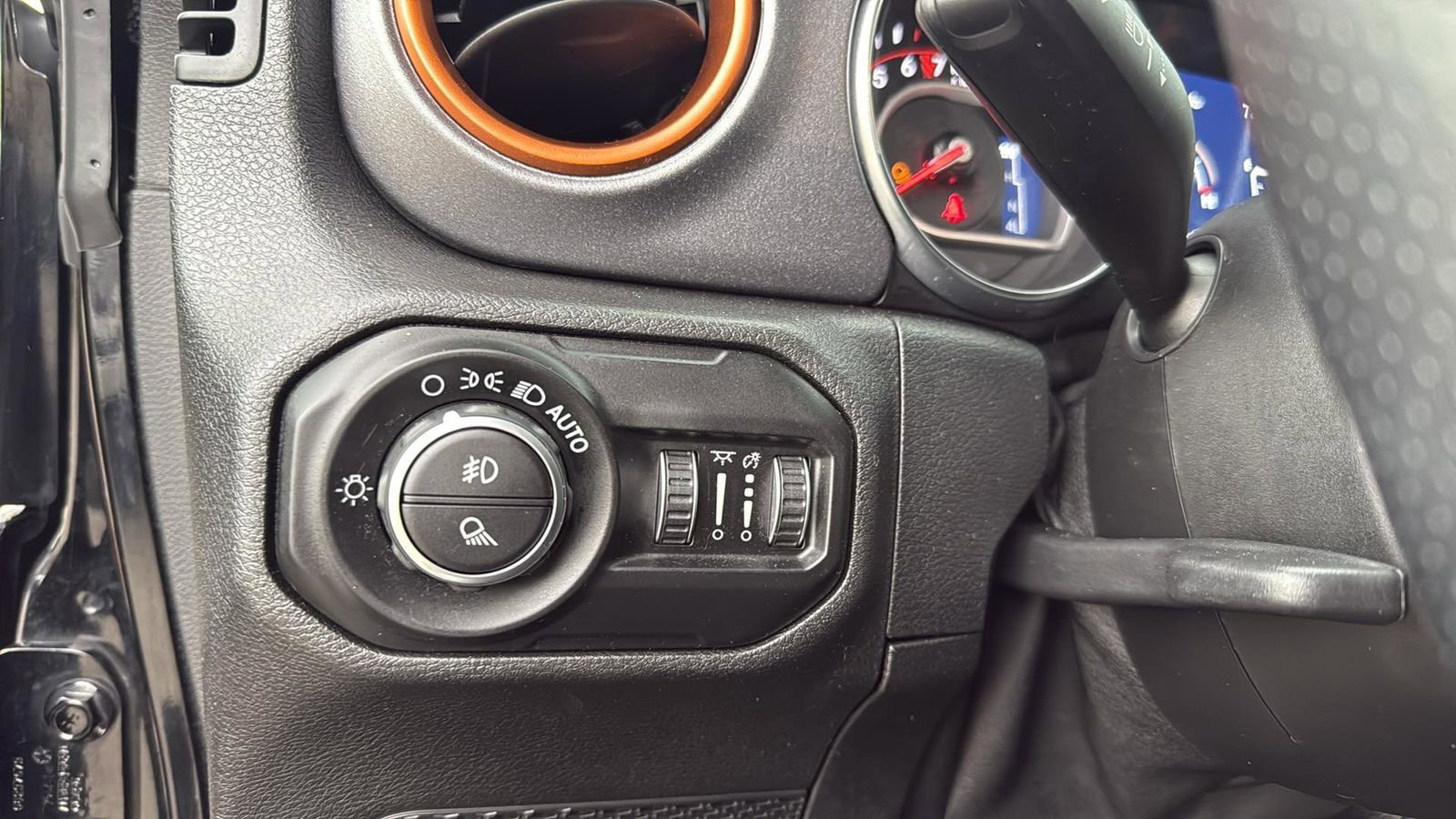 Used 2021 Jeep Gladiator Mojave image 18