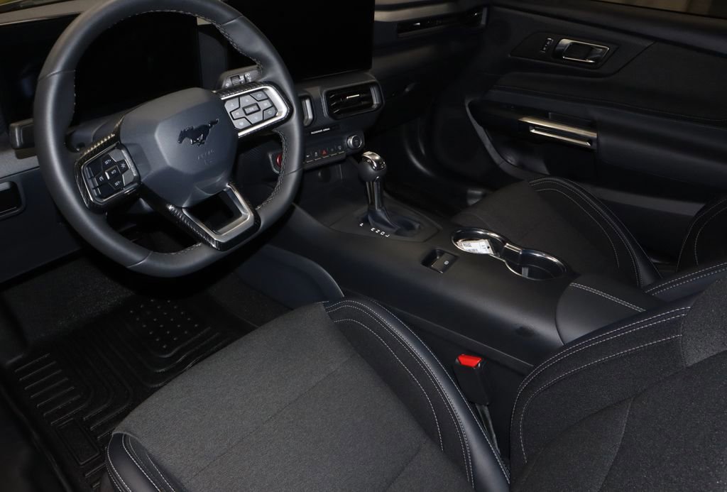 Certified 2024 Ford Mustang Coupe RWD image 24