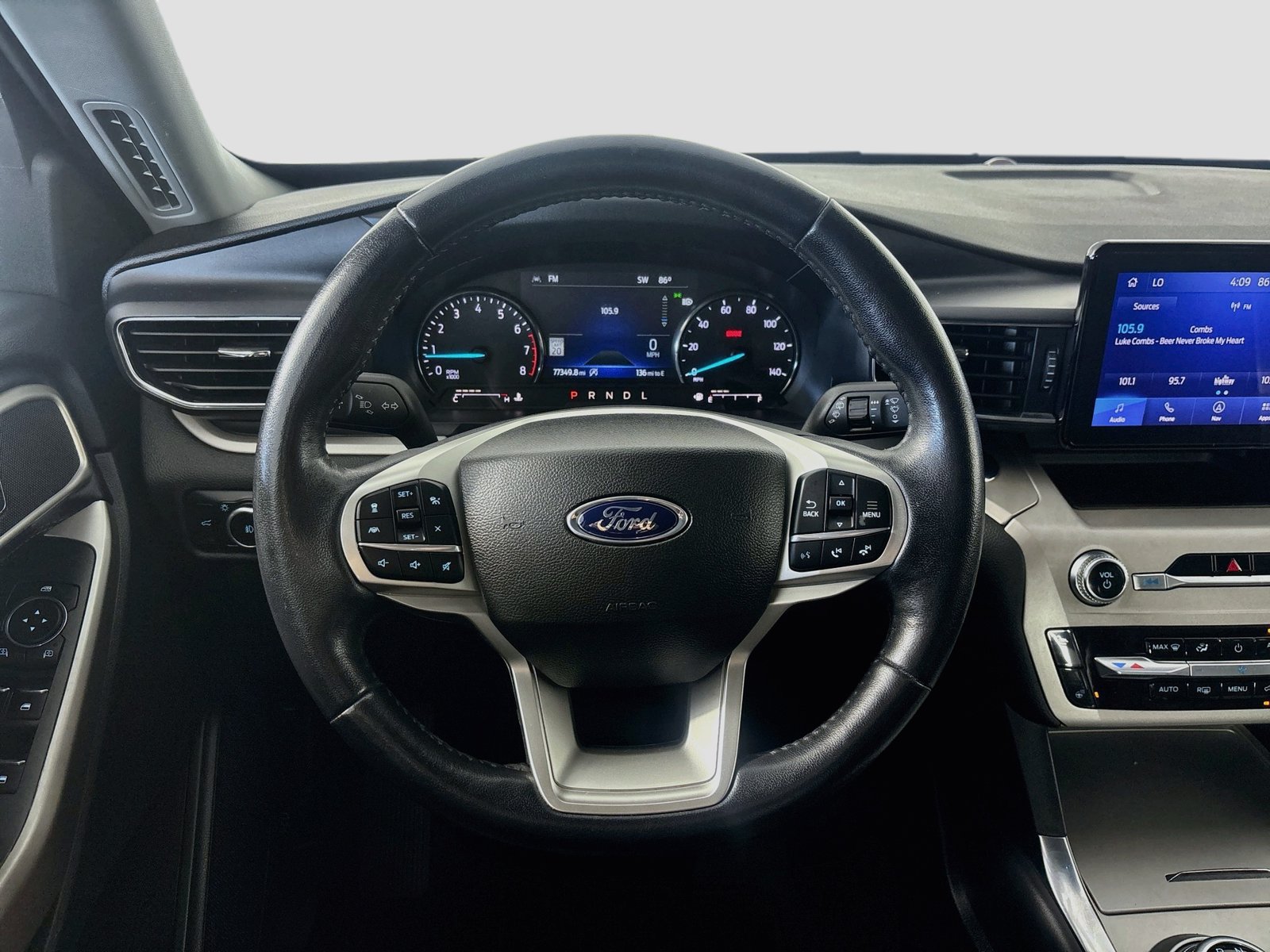 Certified 2023 Ford Explorer XLT w/ Equipment Group 202A AWD/4WD image 11