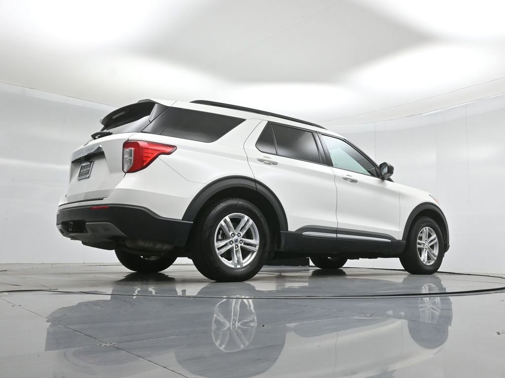 Certified 2021 Ford Explorer XLT image 15