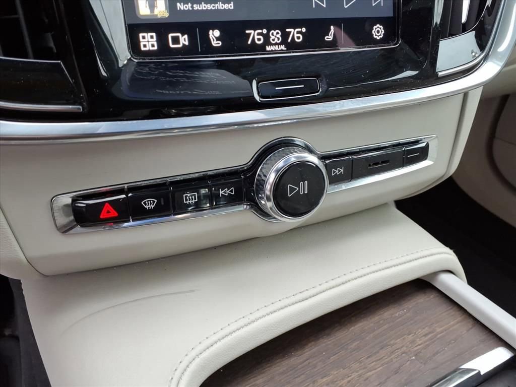 Used 2022 Volvo S90 B6 Inscription w/ Advanced Package image 12