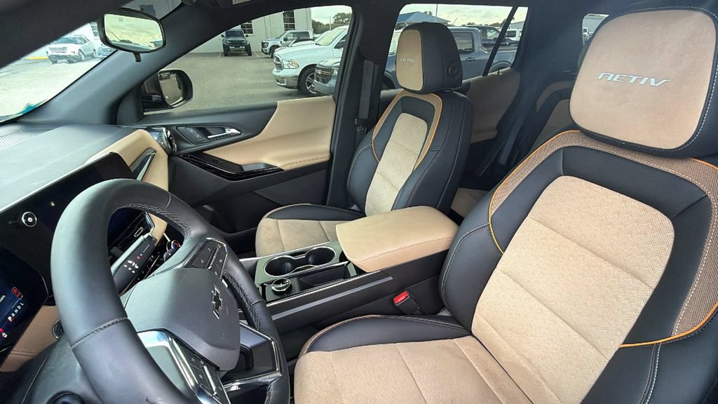Used 2026 Chevrolet Equinox ACTIV FWD image 21