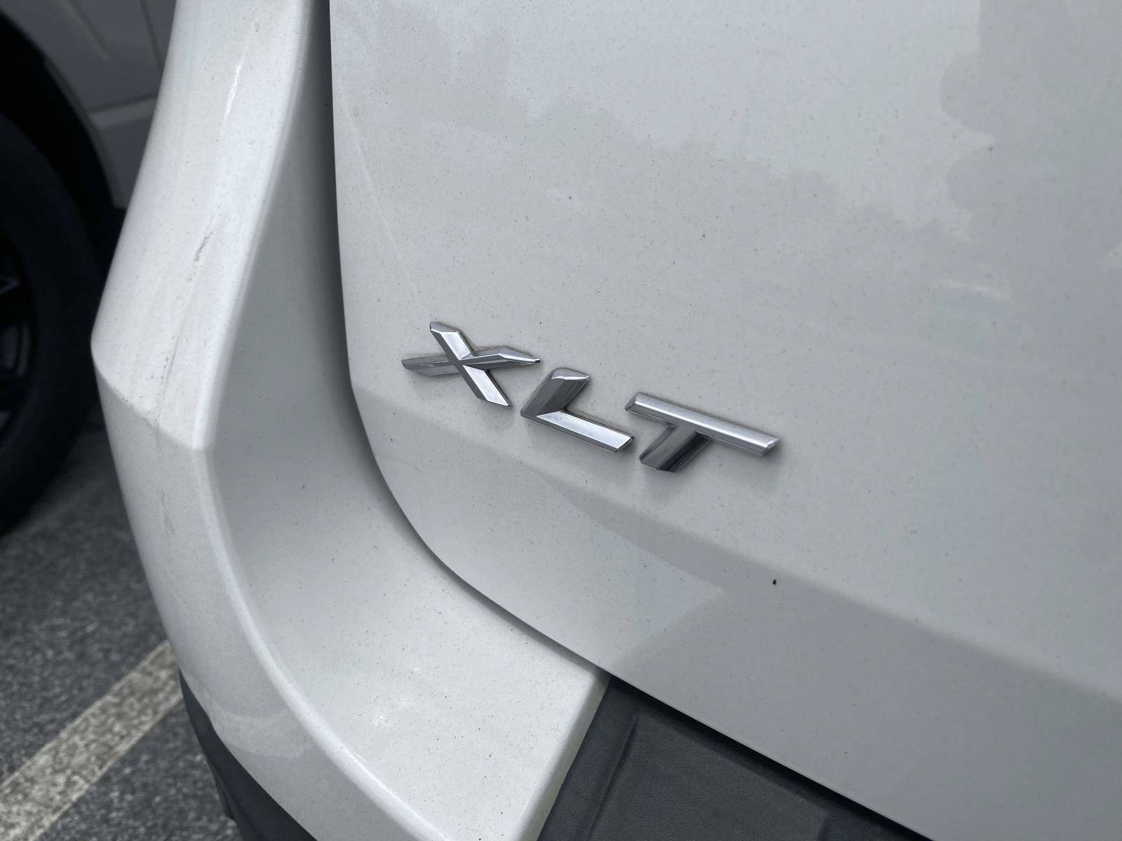 Certified 2023 Ford Explorer XLT RWD image 10