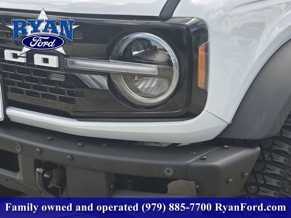 Certified 2024 Ford Bronco Wildtrak AWD/4WD image 6