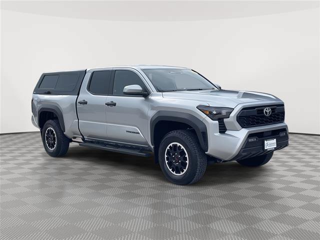 Used 2024 Toyota Tacoma TRD Off-Road AWD/4WD image 5