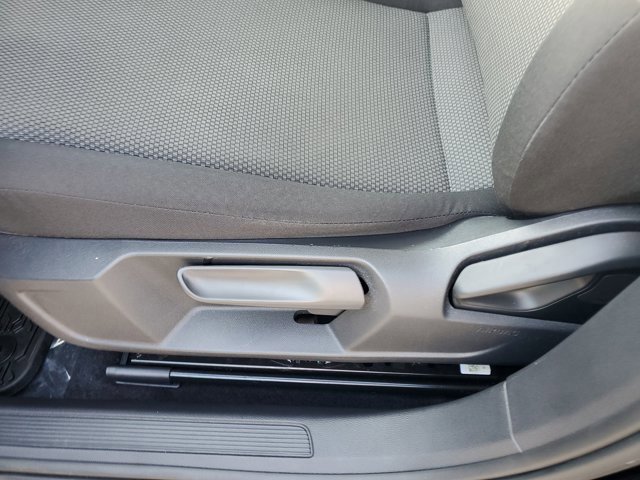 Used 2021 Volkswagen Jetta S w/ Driver Assistance Package image 13