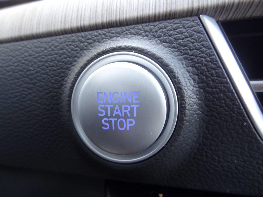 Used 2026 Hyundai Sonata Limited FWD image 28