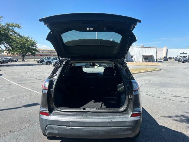 Used 2020 Jeep Cherokee Latitude Plus FWD image 9