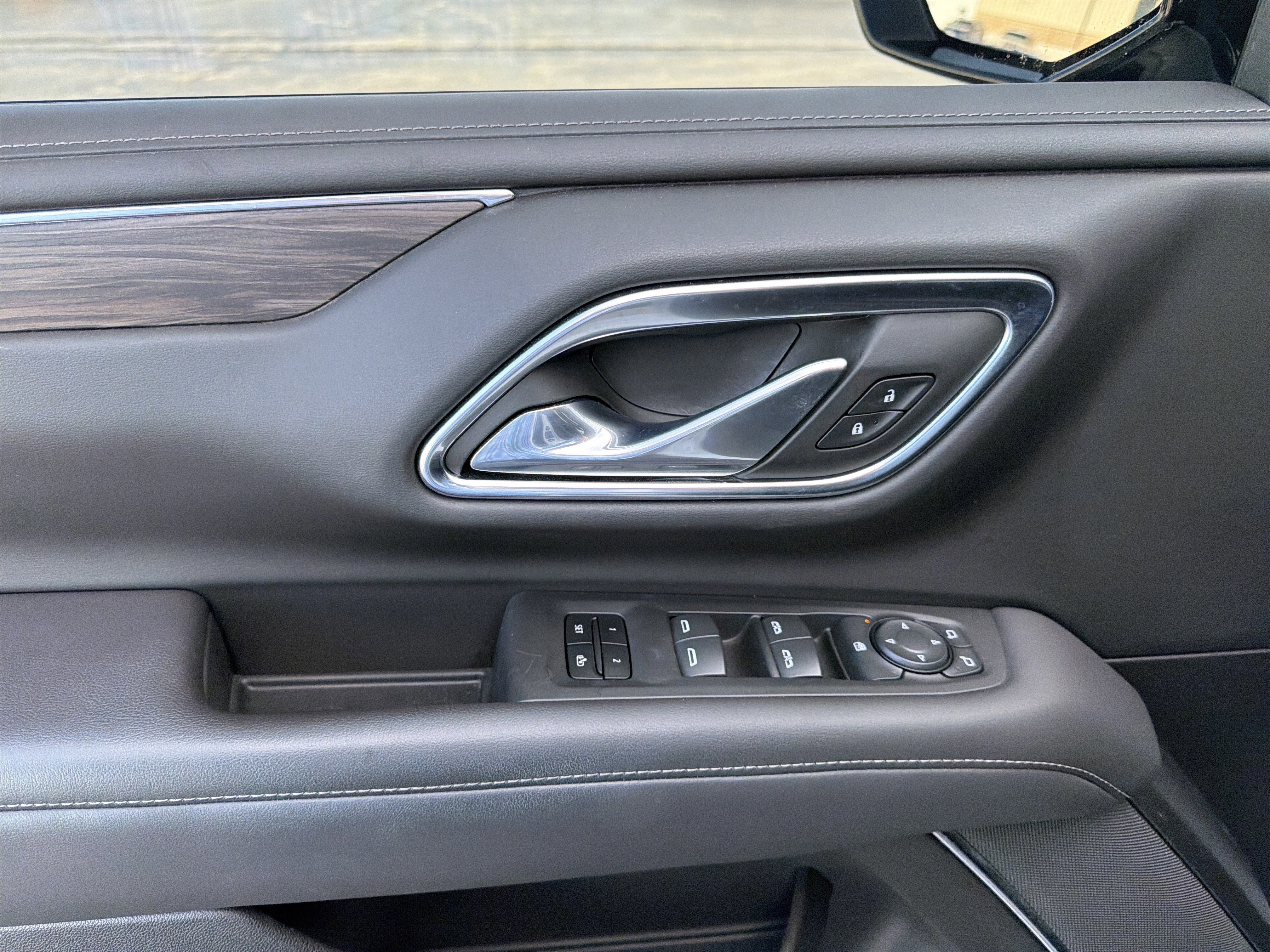 Used 2021 Chevrolet Tahoe Z71 image 27