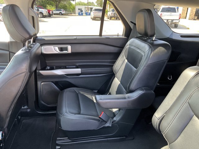 Certified 2023 Ford Explorer Limited w/ Limited Technology Package RWD image 11