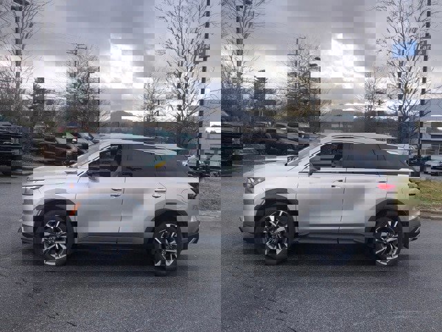 Used 2023 INFINITI QX60 Luxe w/ Vision Package image 2