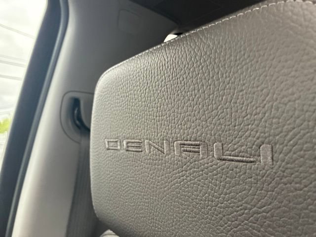 Used 2020 GMC Sierra 1500 Denali w/ Denali Ultimate Package AWD/4WD image 24
