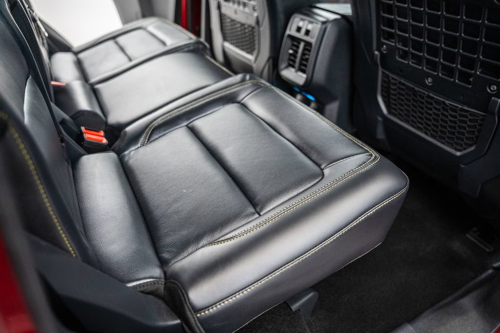 Certified 2025 Ford Bronco Badlands AWD/4WD image 39