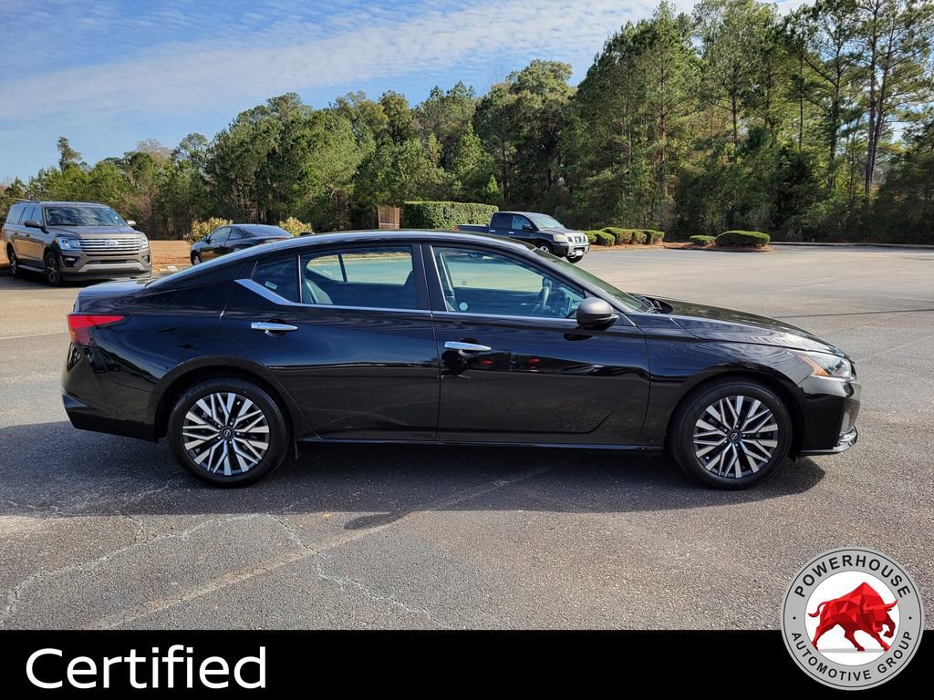 Used 2024 Nissan Altima 2.5 SV image 5