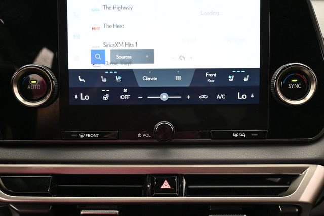 Used 2023 Lexus RX 350 Premium w/ Accessory Package AWD/4WD image 24