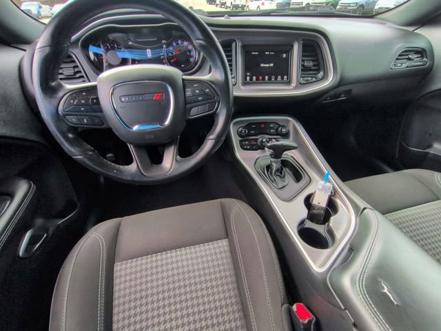 Used 2020 Dodge Challenger SXT w/ Blacktop Package image 13