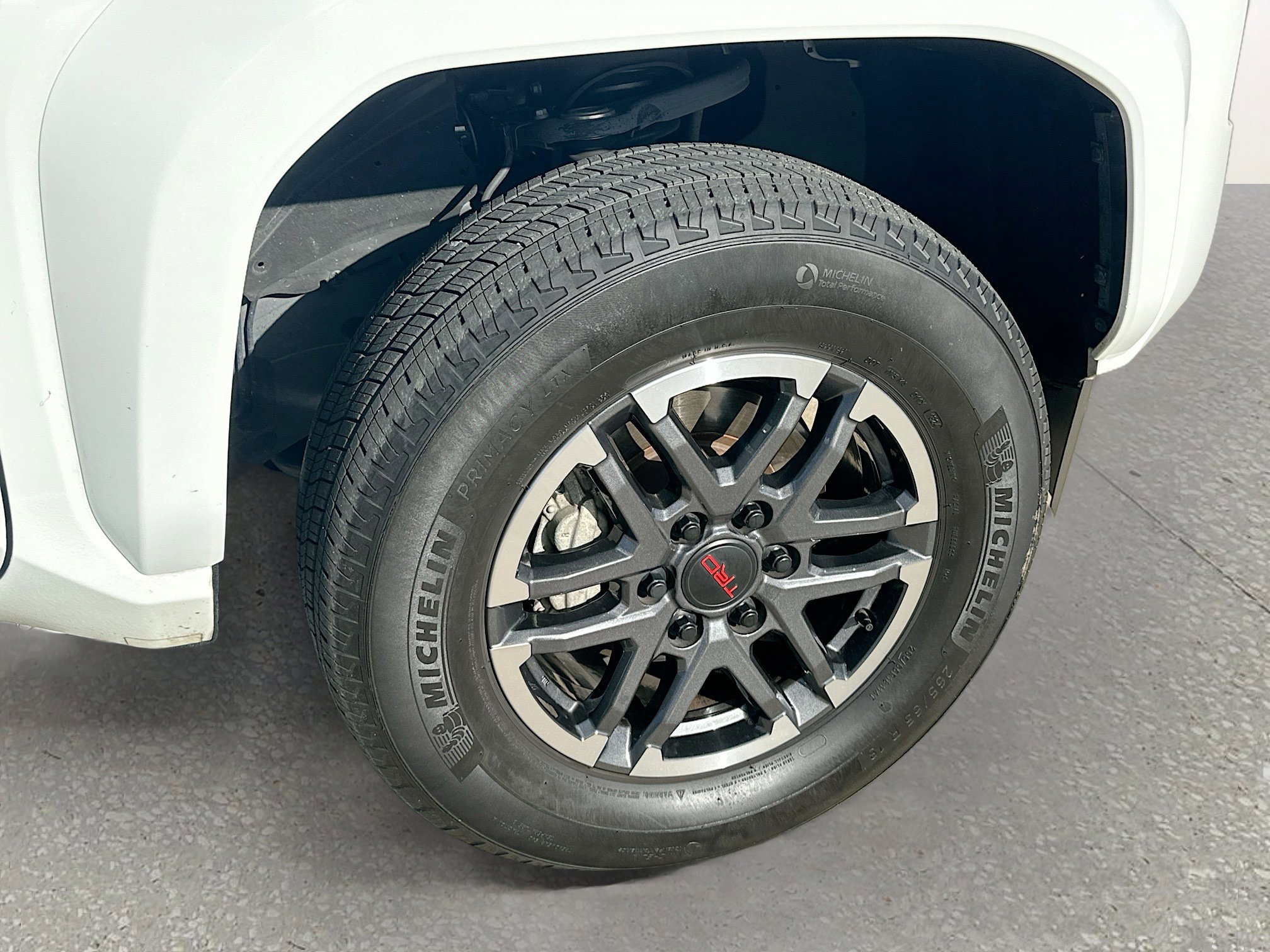 Used 2024 Toyota Tacoma TRD Sport image 28