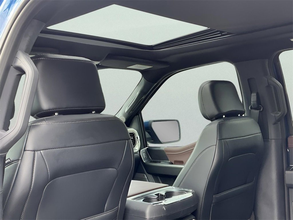 Certified 2023 Ford F150 Lariat w/ Equipment Group 502A High image 32