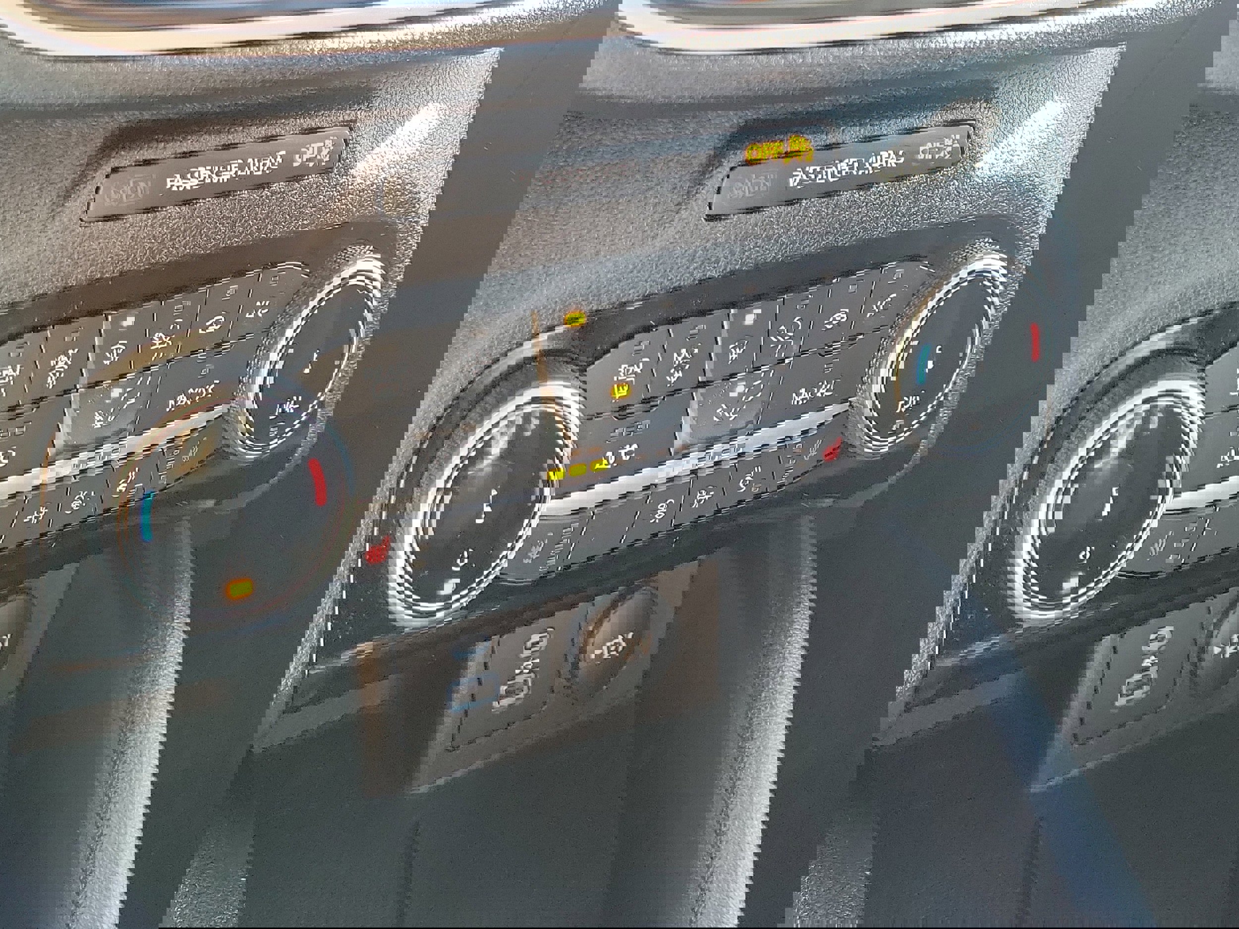 Certified 2022 Ford Escape SE w/ Convenience Package image 31