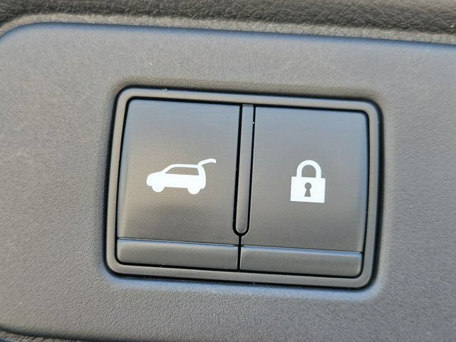 Used 2022 Nissan Pathfinder SL w/ SL Premium Package FWD image 10