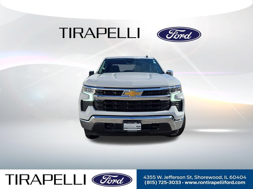 Used 2024 Chevrolet Silverado 1500 LT AWD/4WD image 2