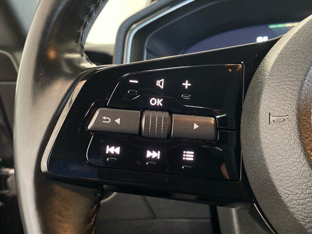 Used 2025 Nissan Z Performance w/ Floor Mat Package RWD image 15