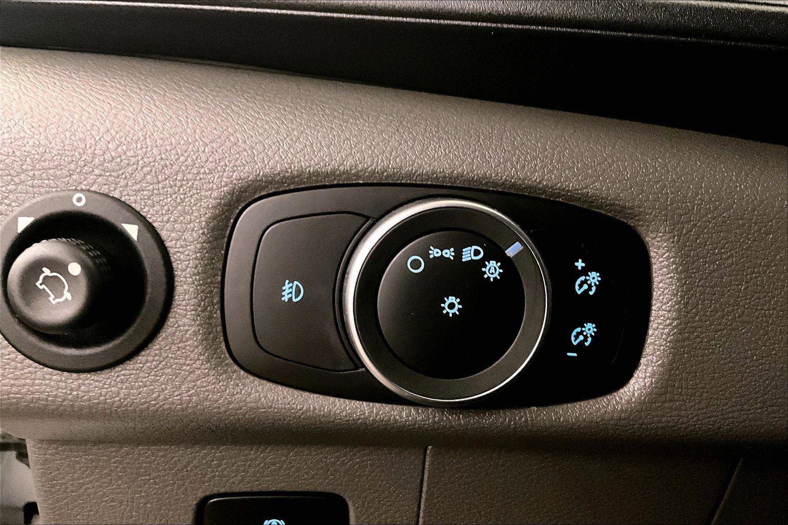 Certified 2023 Ford Transit 150 Base image 28