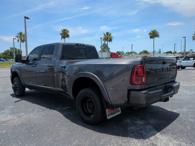 Used 2025 RAM 3500 Limited AWD/4WD image 7