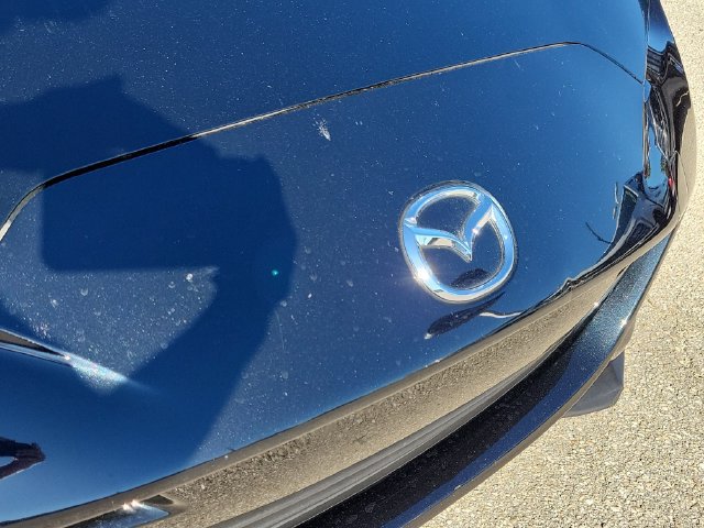 Used 2022 MAZDA MX-5 Miata Sport RWD image 12