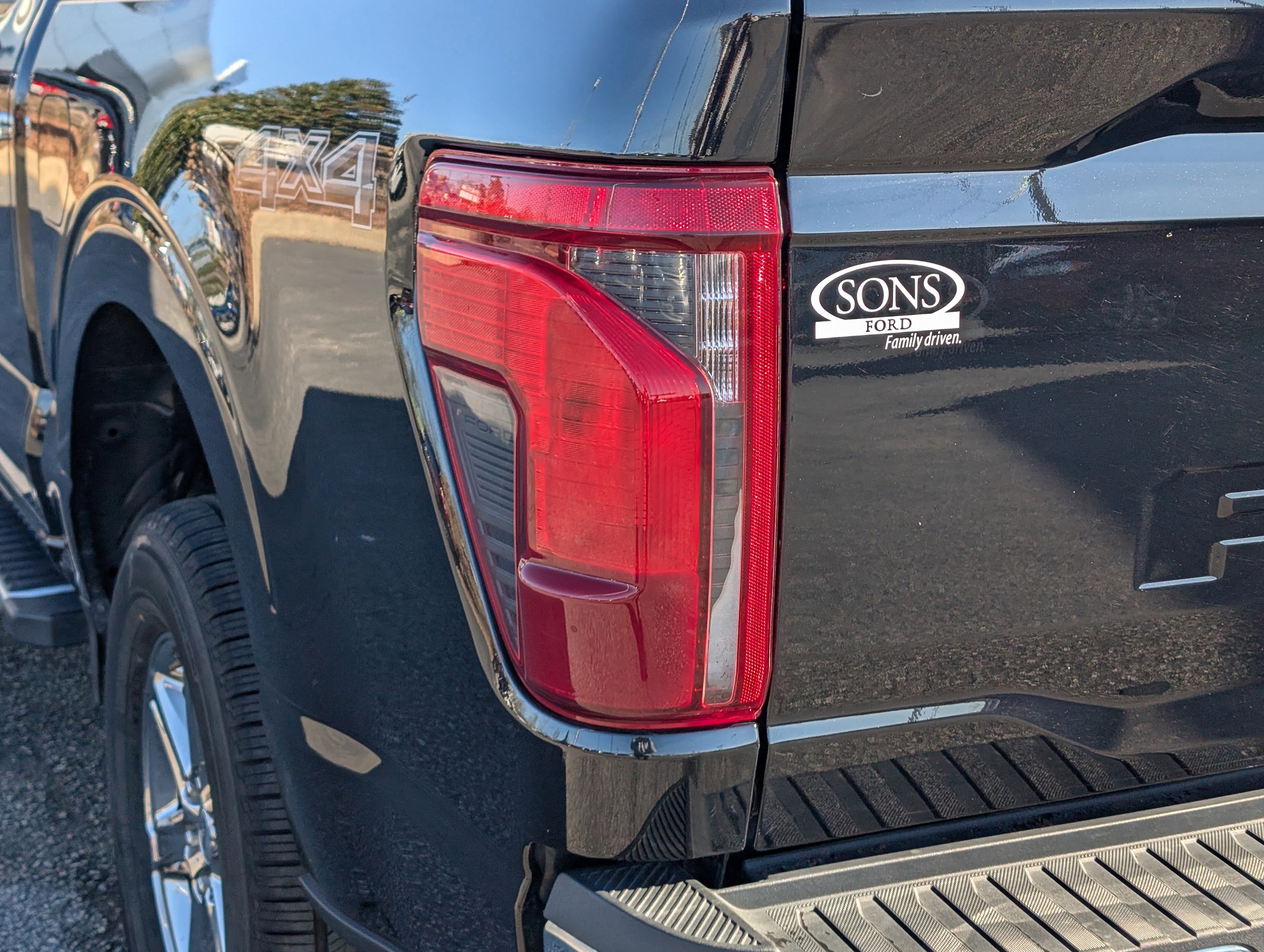 Certified 2024 Ford F150 XLT w/ Mobile Office Package image 14