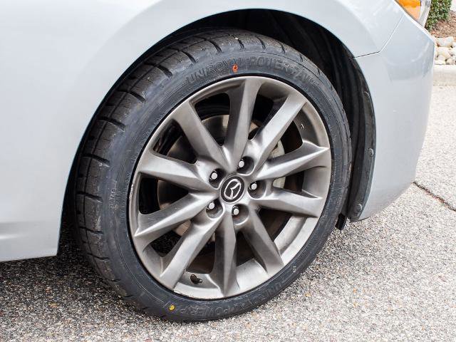 Used 2018 MAZDA MAZDA3 Touring image 8