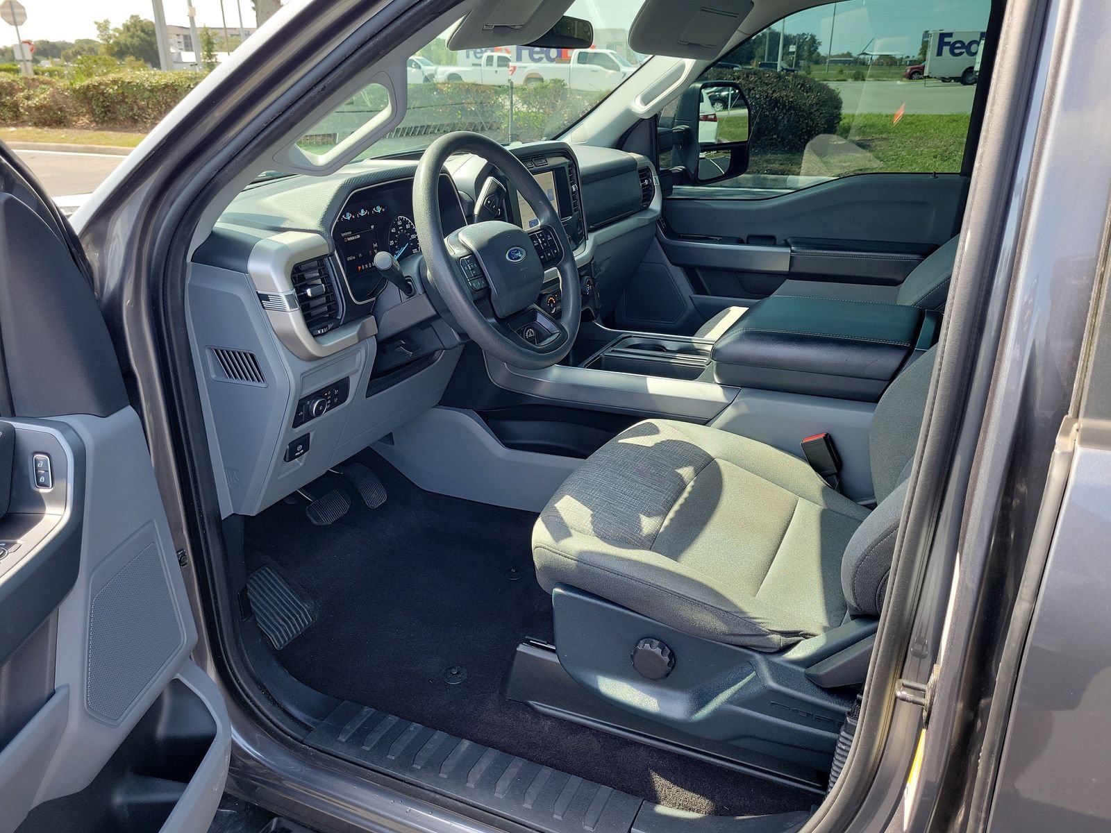 Certified 2021 Ford F150 XLT w/ Trailer Tow Package RWD image 15