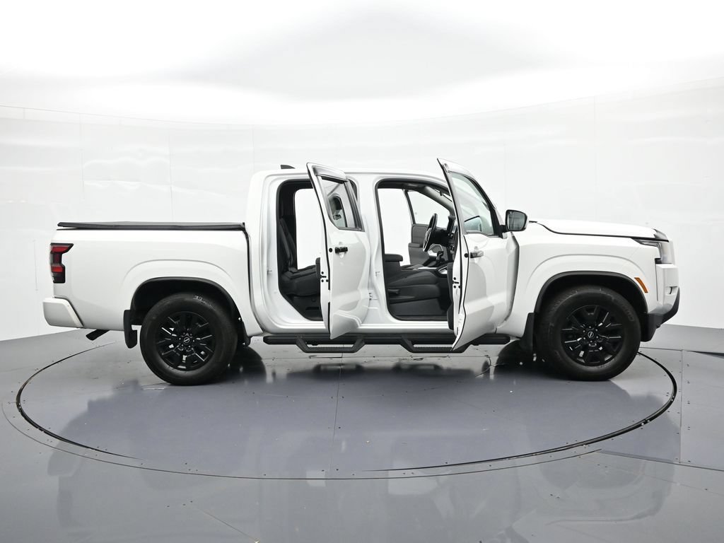 Used 2022 Nissan Frontier SV AWD/4WD image 25