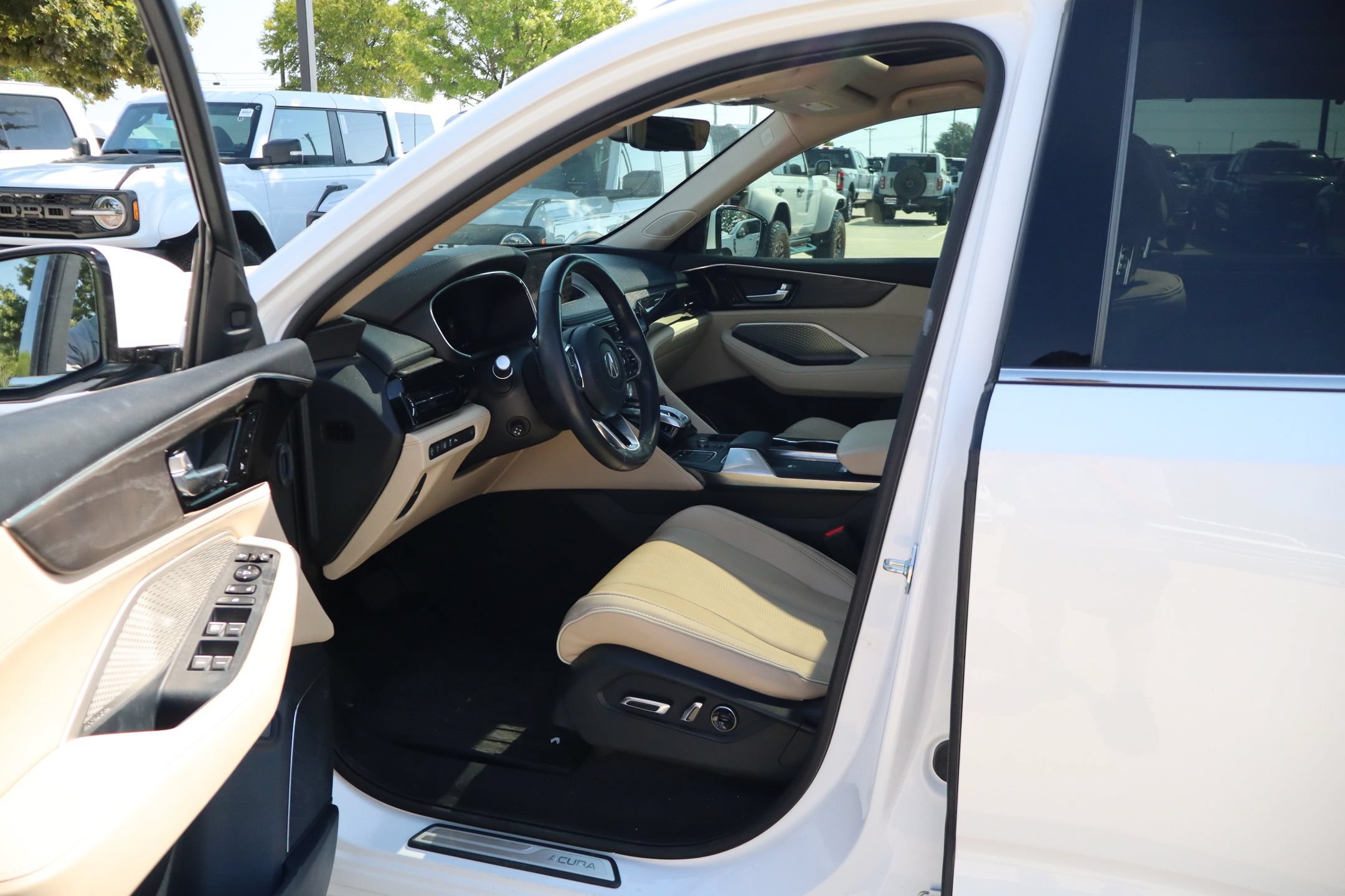 Used 2023 Acura MDX w/ Advance Package AWD/4WD image 26